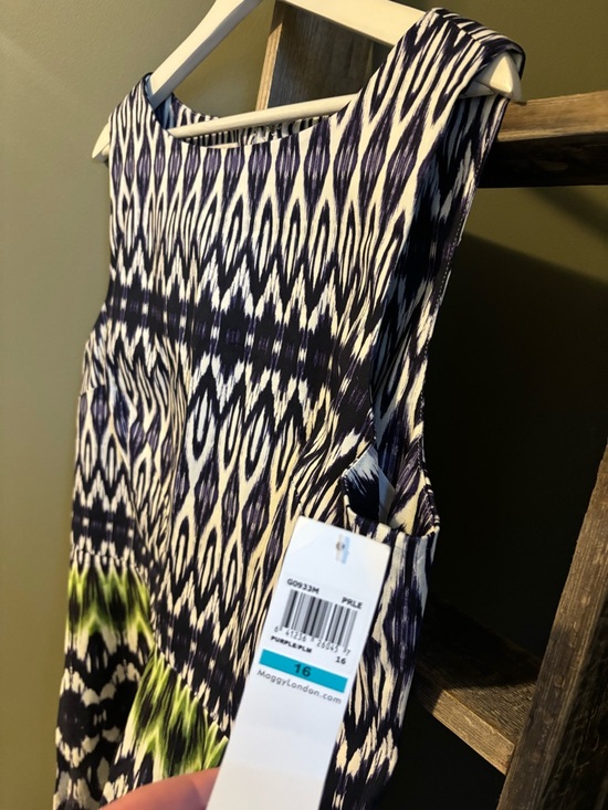 Maggy London Abstract Print Dress - Picture 3 of 6